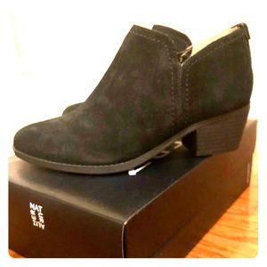 SOLD Naturalizer - Women’s Black Suede Bootie
